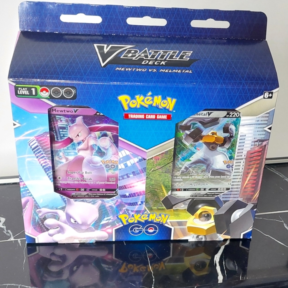 Pokémon Trading Card Game - Mewtwo vs. Melmetal Pokémon GO V Battle Deck